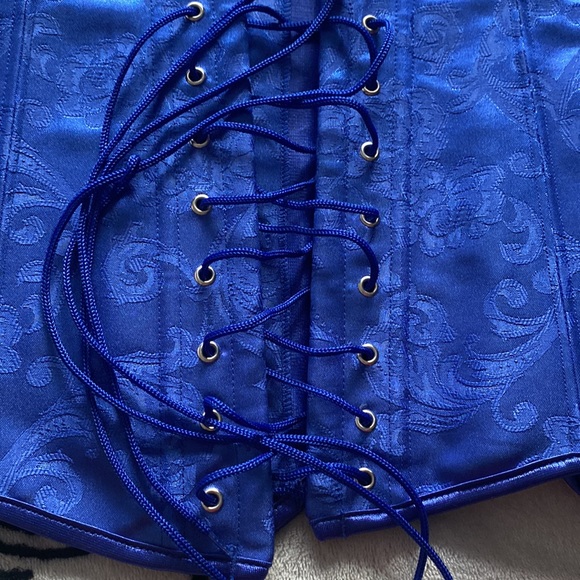 Frederick’s of Hollywood corset - Picture 12 of 14